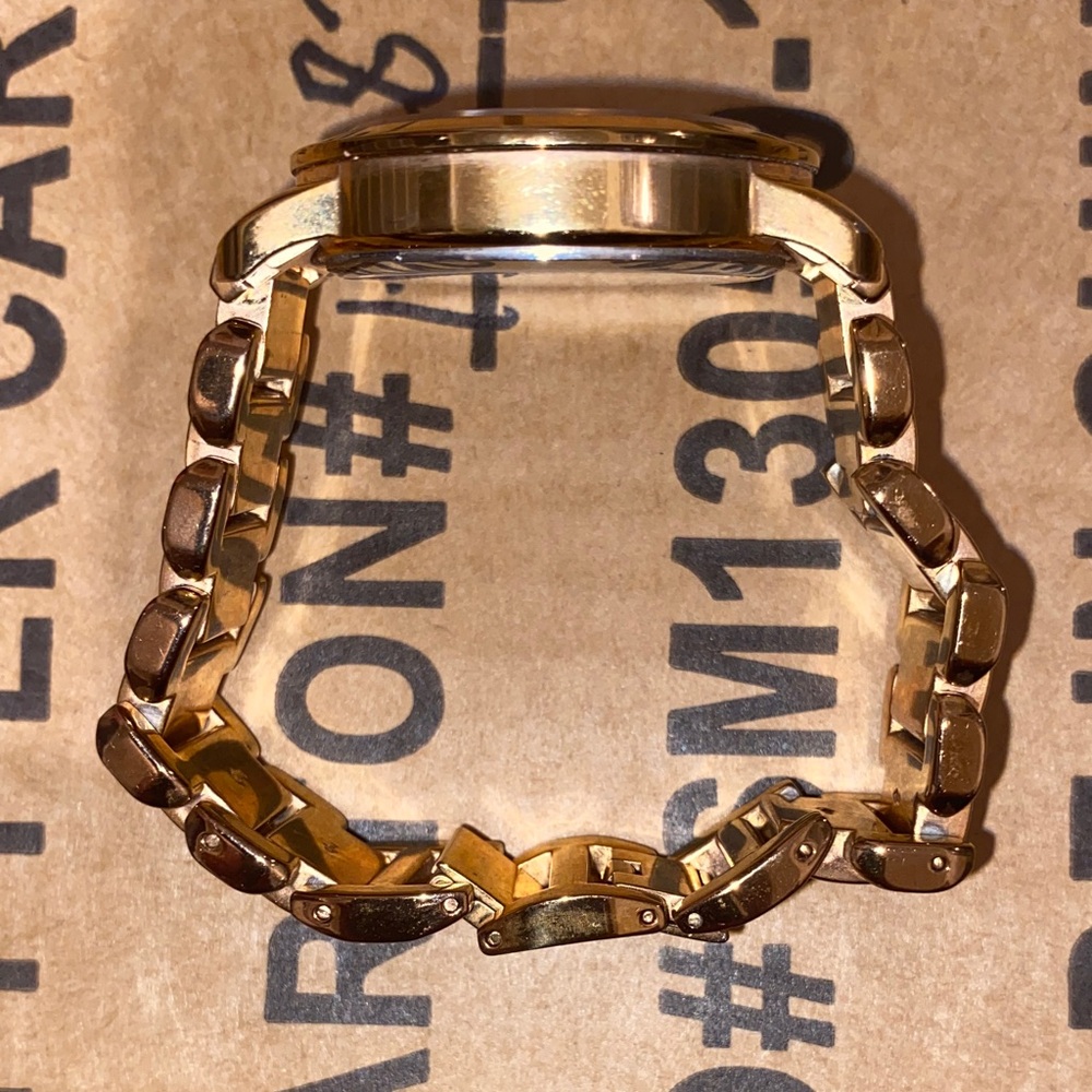 Michael Kors Rose Gold Watch with Crystal Face/ YES OPEN TO OFFER$ - Picture 4 of 9